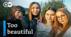 The social media beauty cult | DW Documentary