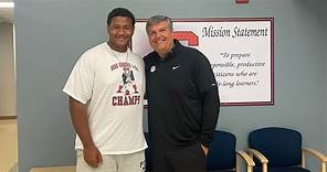 Tennessee offensive lineman receives a visit from Matt Luke