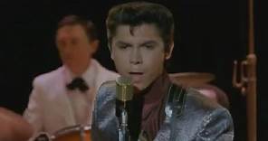 Lou Diamond Phillips (Performs Ritchie Valens) - La Bamba [Original Video] (1987)