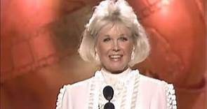 Doris Day Cecil B DeMille Award Golden Globes 1989 Clint Eastwood ...