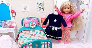 Doll morning routine with dress up and makeup - PLAY DOLLS