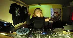 Nancy June // 1-hour DJ Mix ~ Dubstep / Grime