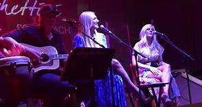 Brooke Hogan - Brooke Hogan LIVE - "Dreams" by Fleetwood...