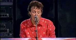 Paul McCartney - Hey Jude (Live Glastonbury 2004) (High Quality video) (HD)