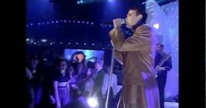 Robbie Williams - Angels (live @ Top Of The Pops 1997)