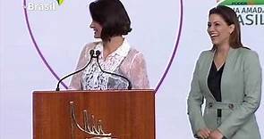 Michelle repreende Bolsonaro em cerimônia da mulher: “Psiu! Estou falando”