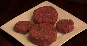 How to Make Juicy Hamburgers Out of Lean Ground Beef : Burger Cooking Tips