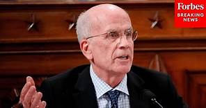'America's In Real Peril': Peter Welch Issues Strong Warning About Debt Limit
