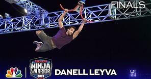 Olympic Gymnast Makes an Unreal Save in Stage 1! - American Ninja Warrior Vegas Finals 2019