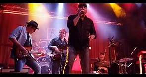 Collin Raye intro & Little Red Rodeo at Billy Bob's Texas 6.25.21