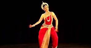 Danza Clásica de la India. ODISSI. Anandini Dasi. Bharatya Vidya Bhavan, Mylapore, Chennai.