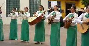 groupe de musique traditionnel du Mexique