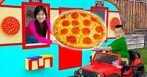 Maddie Jannie & Friends Run Their Own Pizza Drive Thru Restaurant: Creative and Fun Pretend Play