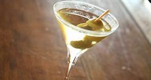 Dry Martini: veja a receita clássica do drinque