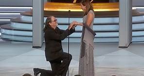 Glenn Weiss Proposes To His Girlfriend After Winning The Emmy For Directing The Oscars