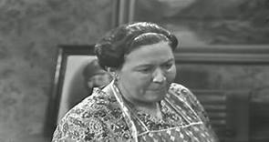 Peggy Mount in -The Larkins - Angry Young Man - S1 Ep4 - 1958 Comedy