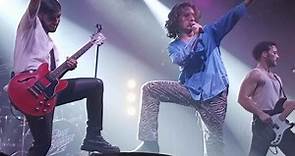 Sí, se llaman Arde Bogotá y ya son el mejor grupo rock de España