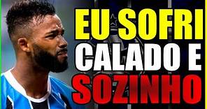 OLHA QUE TRISTE A SITUAÇÃO DE FERNANDINHO QUE JOGOU EM GRANDES CLUBES E FEZ GOL NA FINAL PELO GRÊMIO