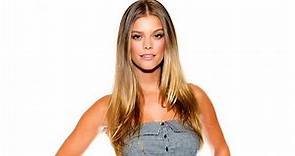 How Nina Agdal Got Fit for Her Body Paint Photoshoot