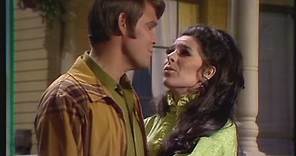 Glen Campbell & Bobbie Gentry - Good Times Again (2007) - Let it be Me (19 March 1969) w/intro