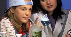 11 Facts About The Secret World of Alex Mack