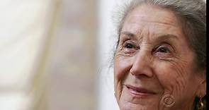 Nadine Gordimer, author, anti-apartheid activist, dies at 90