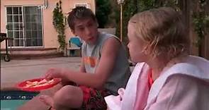 Malcolm in the Middle ~ Dakota Fanning Scene With Reese