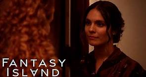 Fantasy Island | Isabel and Rachel Have Their First Kiss