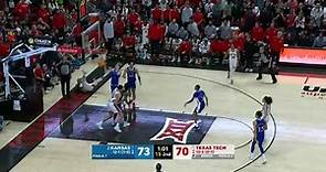 Kevin Obanor makes it a 1-point game for Texas Tech