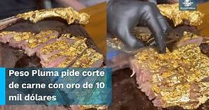 Peso Pluma come oro en restaurante de Salt Bae