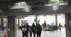 After CDC relaxes guidance, fully vaccinated flying out of Green Bay say they feel safer traveling