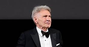 Diaporama : "Je pourrais être mort..." : Harrison Ford les larmes aux yeux, l'acteur submergé par l'émotion en conférence de presse