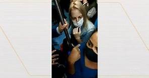Mulher é acusada de racismo dentro do metrô de SP