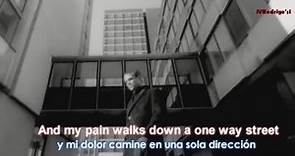 Robbie Williams - Angels [Lyrics y Subtitulos en Español] (Official Video)