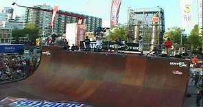 Sandro Dias "Mineirinho" 900 @ World Cup Skateboarding