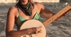 Elizabeth Cook - Hey y'all! Greetings from vacation....
