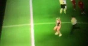 Kinsey Wolanski (Kinsey Sue ) running naked during the UCL final between Liverpool & Tottenham