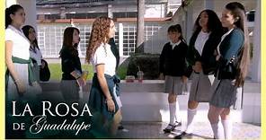 Dánae y Larissa compiten por ser la popular de la secundaria | La Rosa de Guadalupe 1/4 | Reflejo...