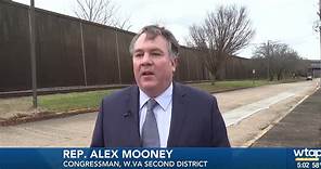Congressman Alex Mooney visits Parkersburg