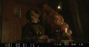 Henry Cavill Hot Kissing Blooper! [The Tudors]