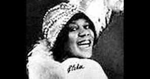 Bessie Smith - Any Woman's Blues (1923)