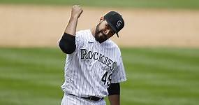 Senzatela keeps Rockies' starters on a roll