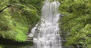 Tennessee’s best kept secret & hidden gem tucked away in the Smithville Tennessee countryside at Cul-Car-Mac Falls. Truly some Tennessee treasure! | Waterfall Wanderer