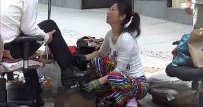 Best Shoeshine in Hong Kong and China. Woman in Central Hong Kong
