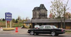 Tour of the Bates Motel Set!