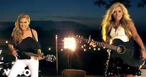 Maddie & Tae - Girl In A Country Song (Official Music Video)