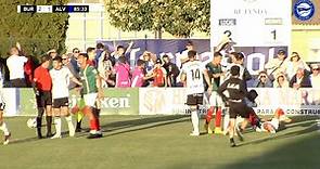 Momento de la lesión de Giuliano Simeone en el partido Burgos-Alavés de pretemporada
