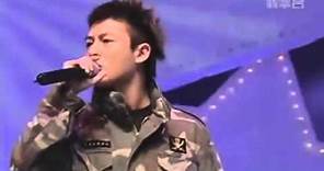 2004年叱吒樂壇 陳冠希 陳奐仁 MC仁 - 香港地 (Live)