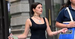 Tom Cruise's daughter Suri turns heads with grown-up look as she steps ...