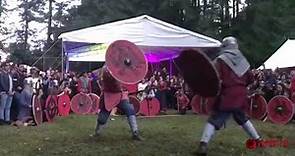 Duelo Vikingo con Espada de acero y escudo 'Holmgang" Ormbitur en Viking Fest 2019 de Mundo Medieval